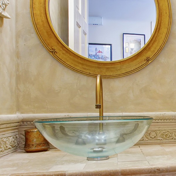 Bathroom interior in creamy tone | Stonemeyer Granite